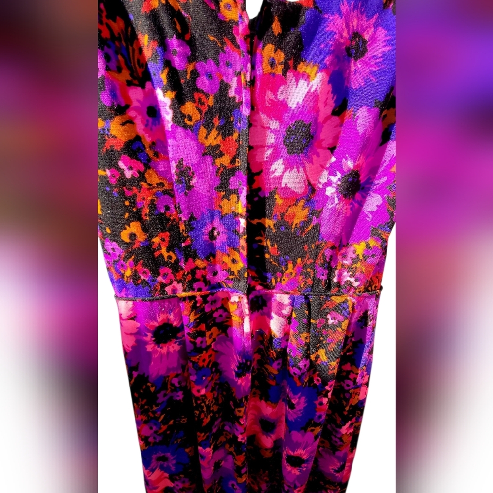 1960s Vintage Gina Rinaldi Psychadelic Floral Maxi Dress With Cutout Neckline - Picture 10 of 10